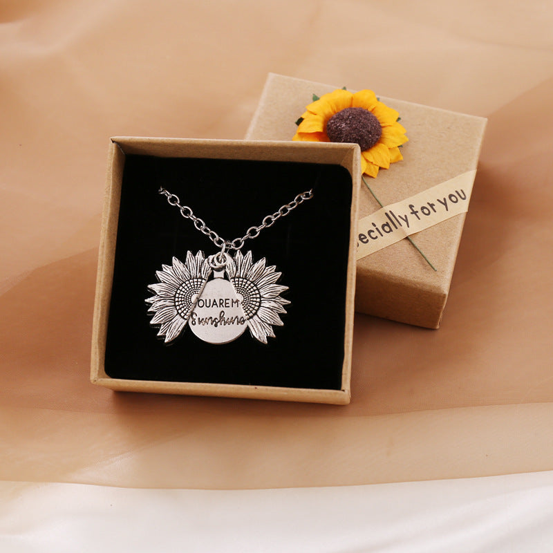 Unisex Sunflower Necklace