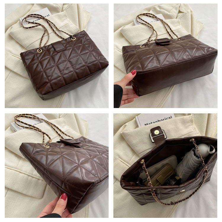 Trendy Chic Chanel-style Chain Bag