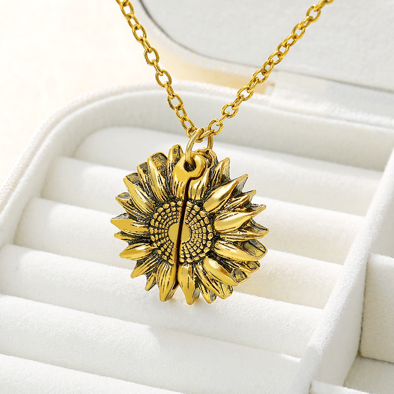 Unisex Sunflower Necklace