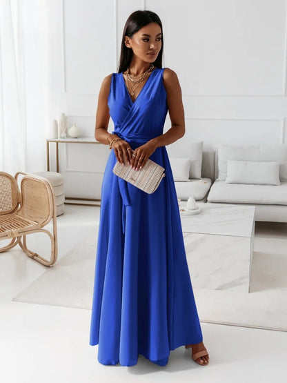 V-neck Sleeveless Dress With Belt