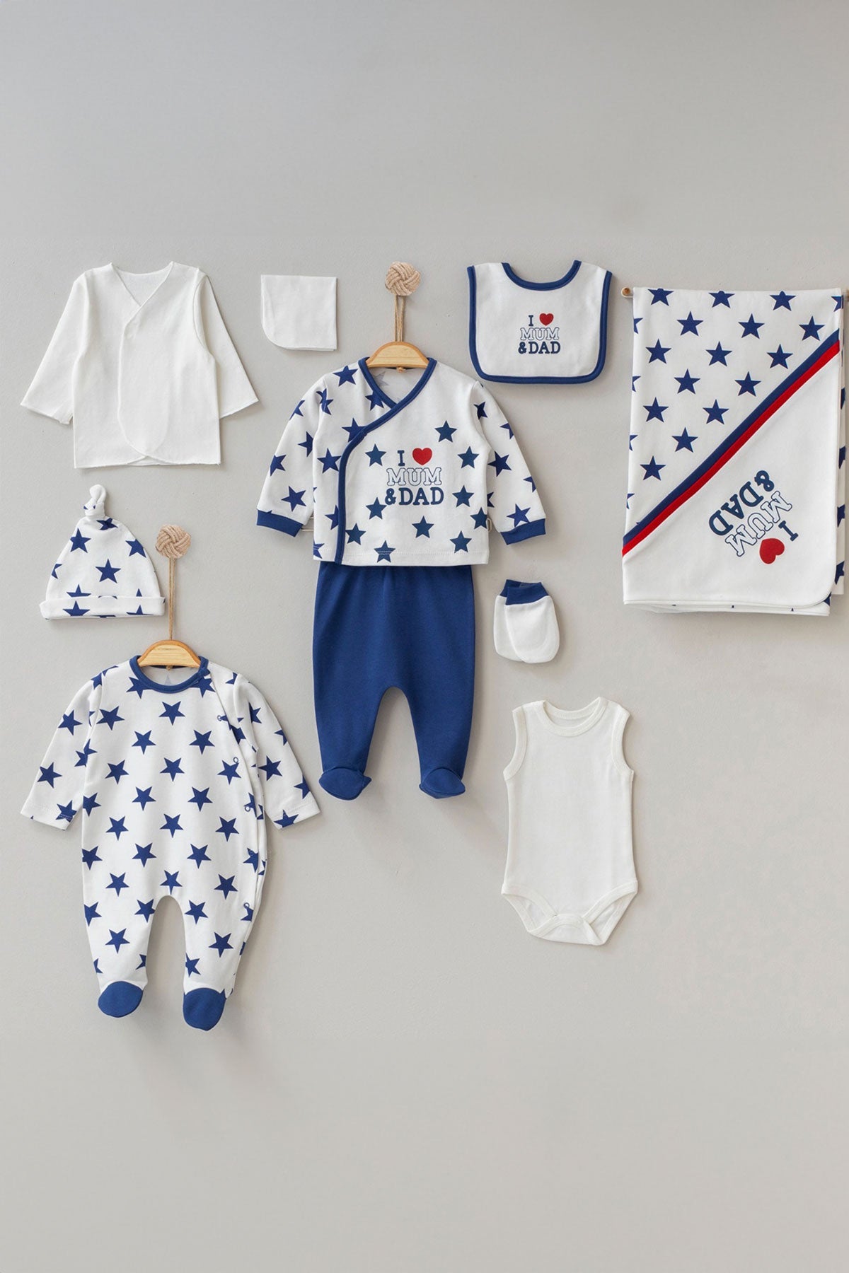Lincoln Blue Star Newborn Coming Home Set (10 pcs)
