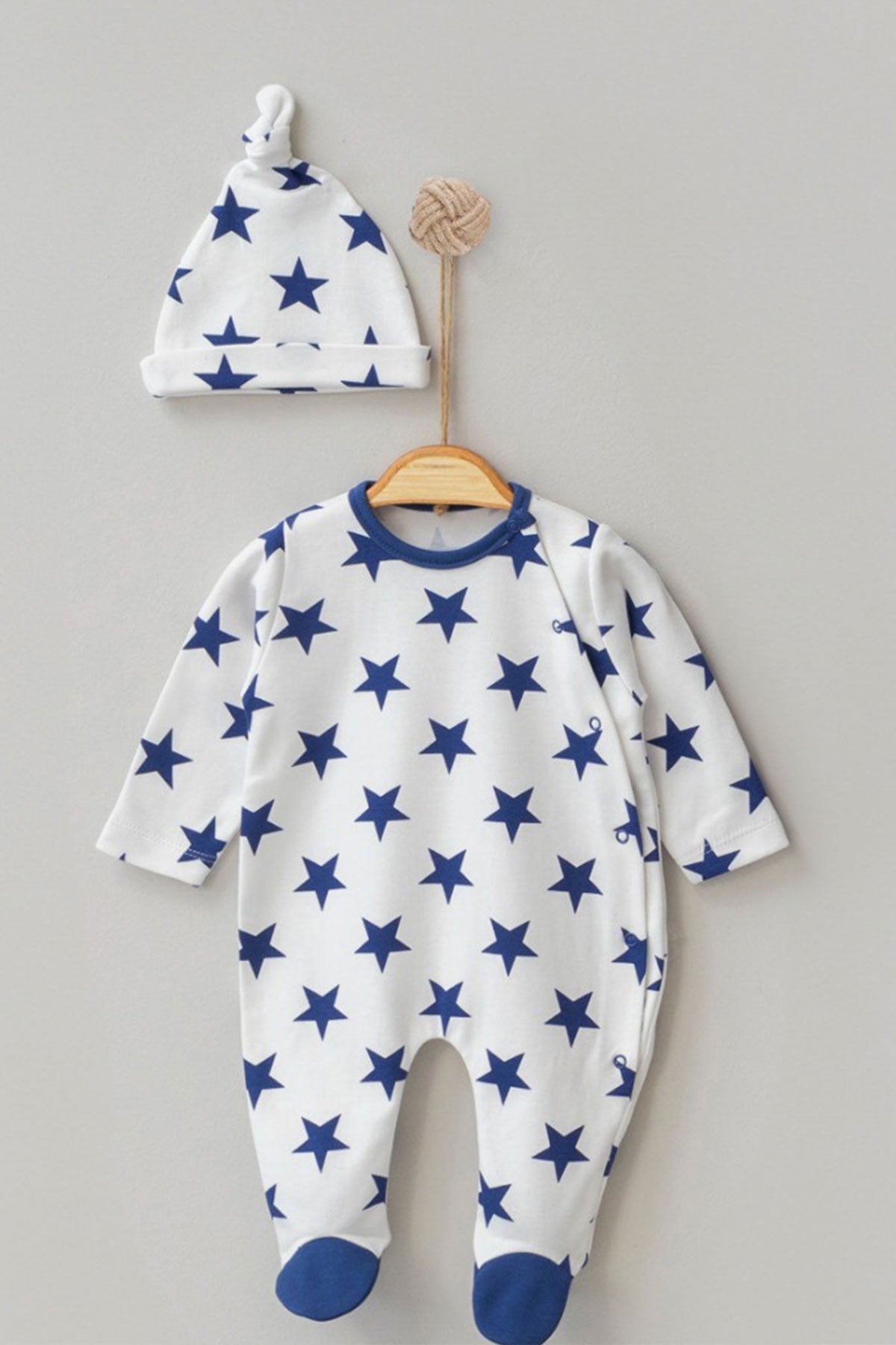 Lincoln Blue Star Newborn Coming Home Set (10 pcs)