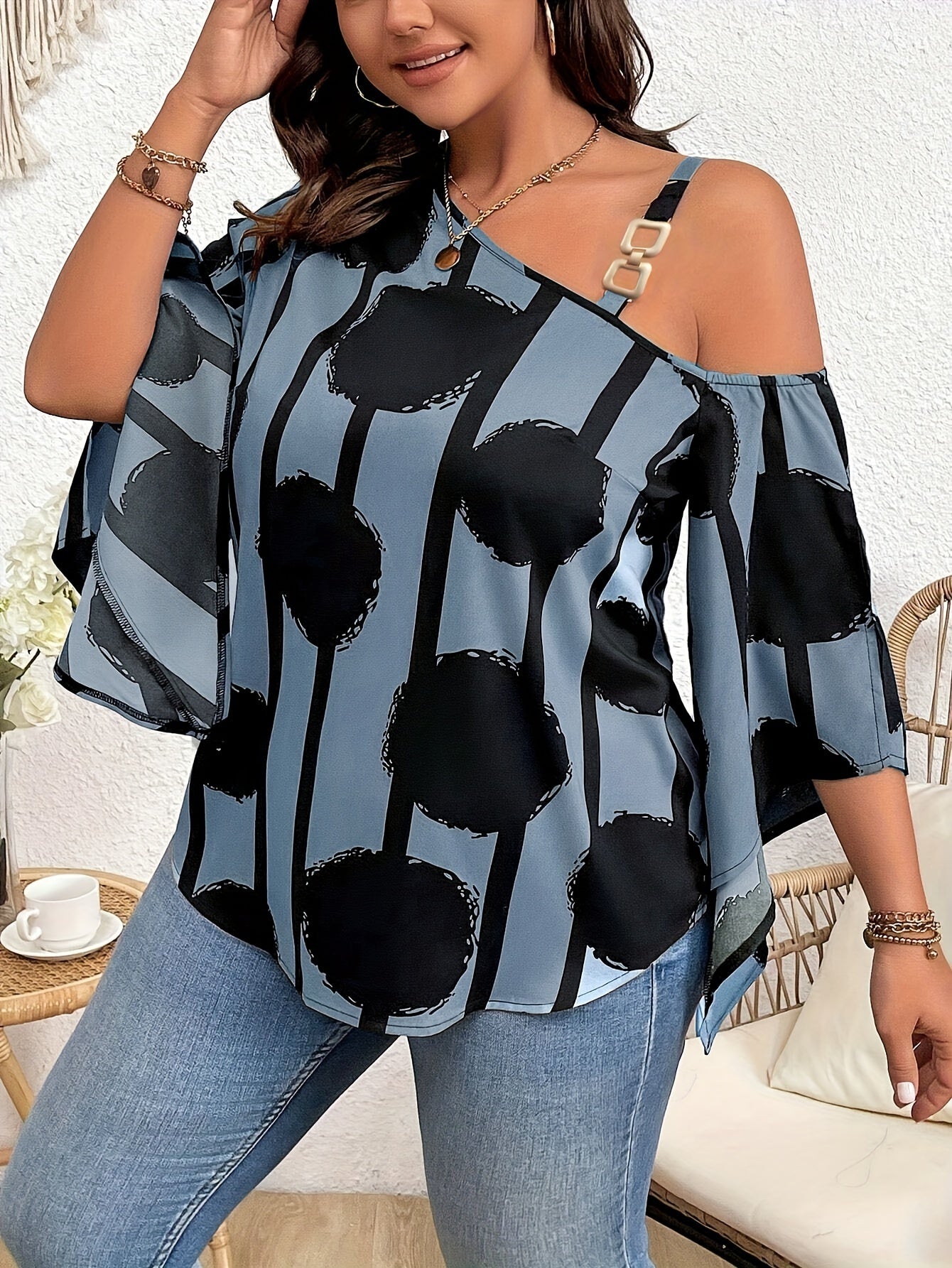 Women's Plus Size Fashion Off-the-Shoulder Charming Chain Three-quarter Sleeve Blouse