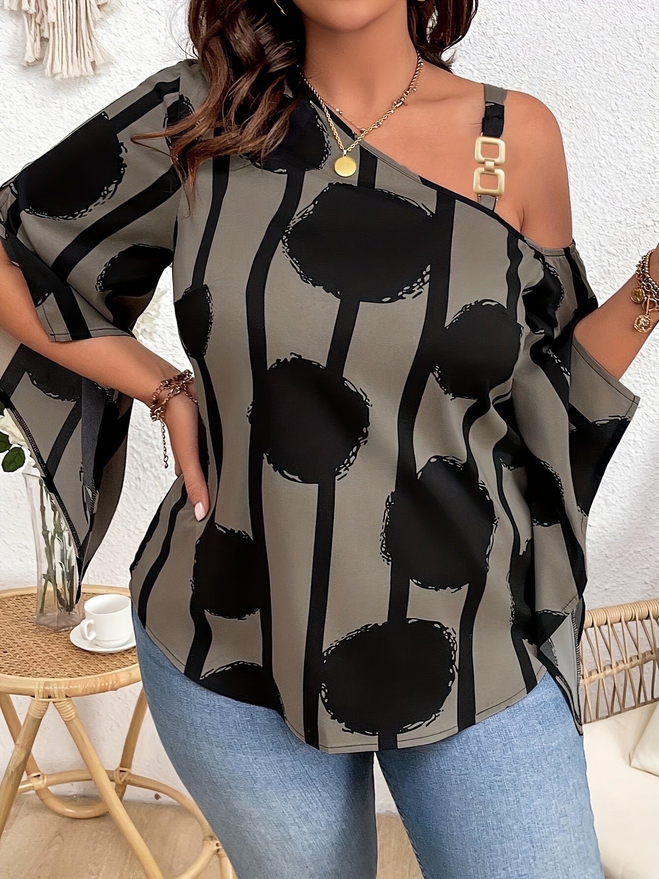 Women's Plus Size Fashion Off-the-Shoulder Charming Chain Three-quarter Sleeve Blouse