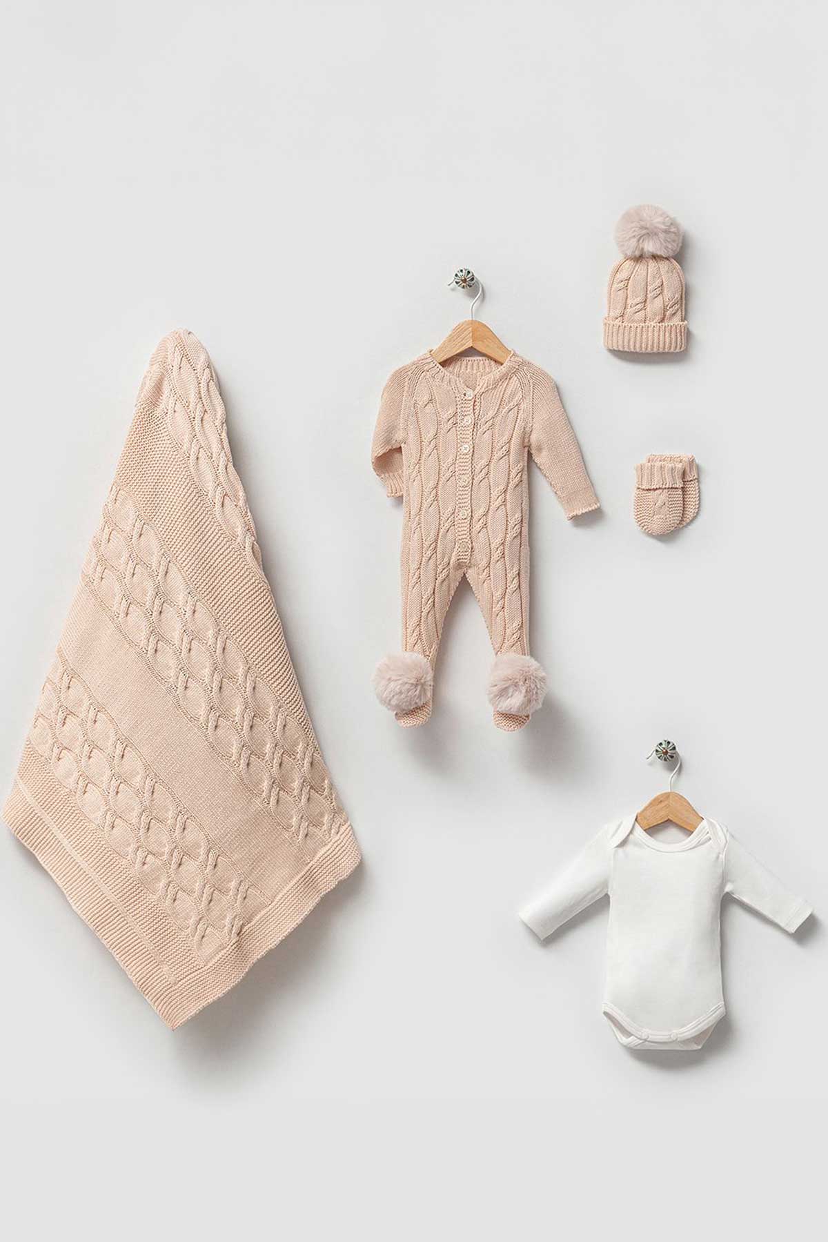 Daniel Beige Newborn Knit Coming Home Set (5 pcs)