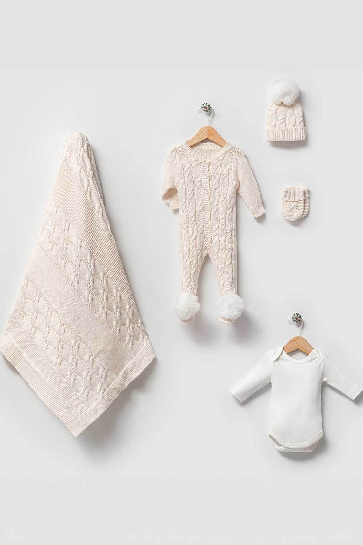 Daniel Cream Newborn Knit Coming Home Set (5 pcs)