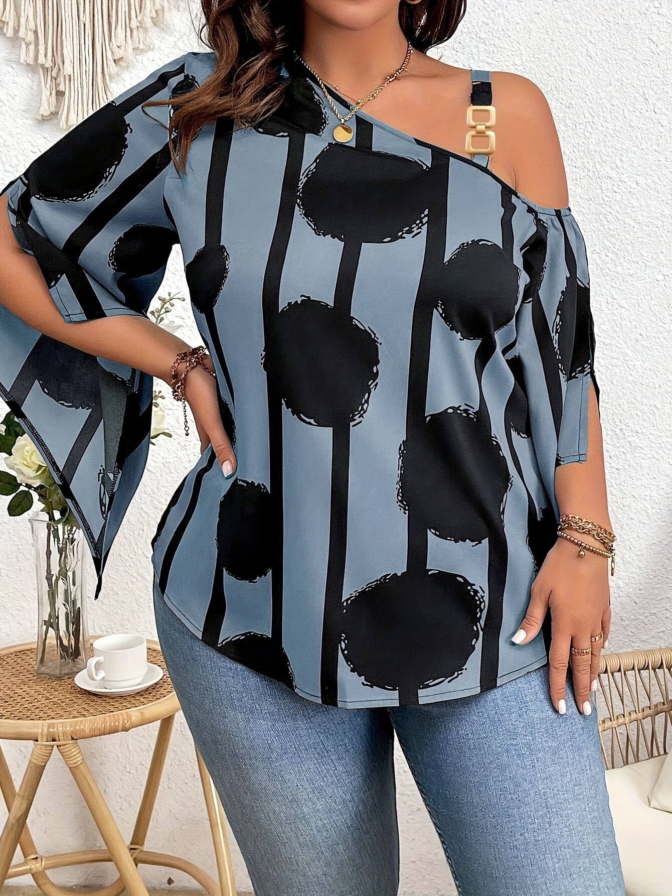 Women's Plus Size Fashion Off-the-Shoulder Charming Chain Three-quarter Sleeve Blouse